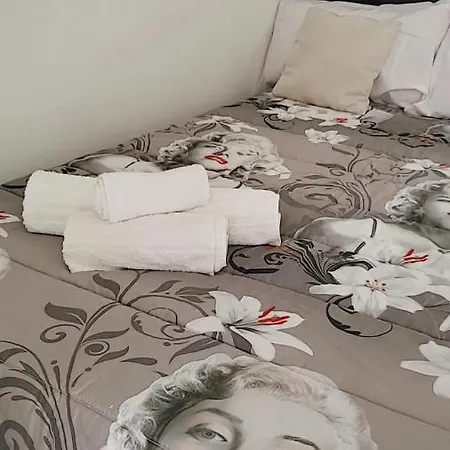 ᗰiki ᕼouտᗴ 2 Apartment Florence